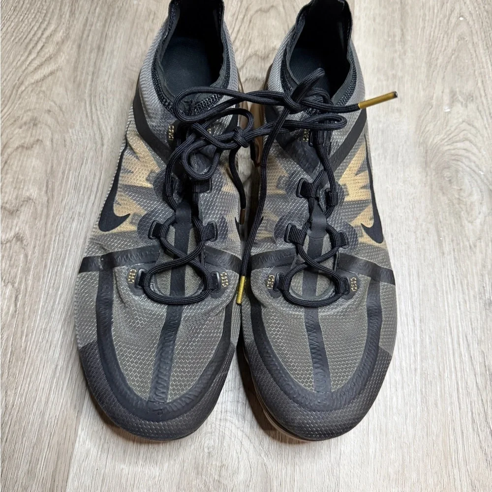 Nike VaporMax Shoes in Black and Gold
